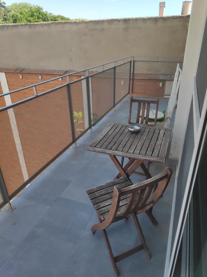 Apartment Close To The Beach With Free Parking Badalona Ngoại thất bức ảnh