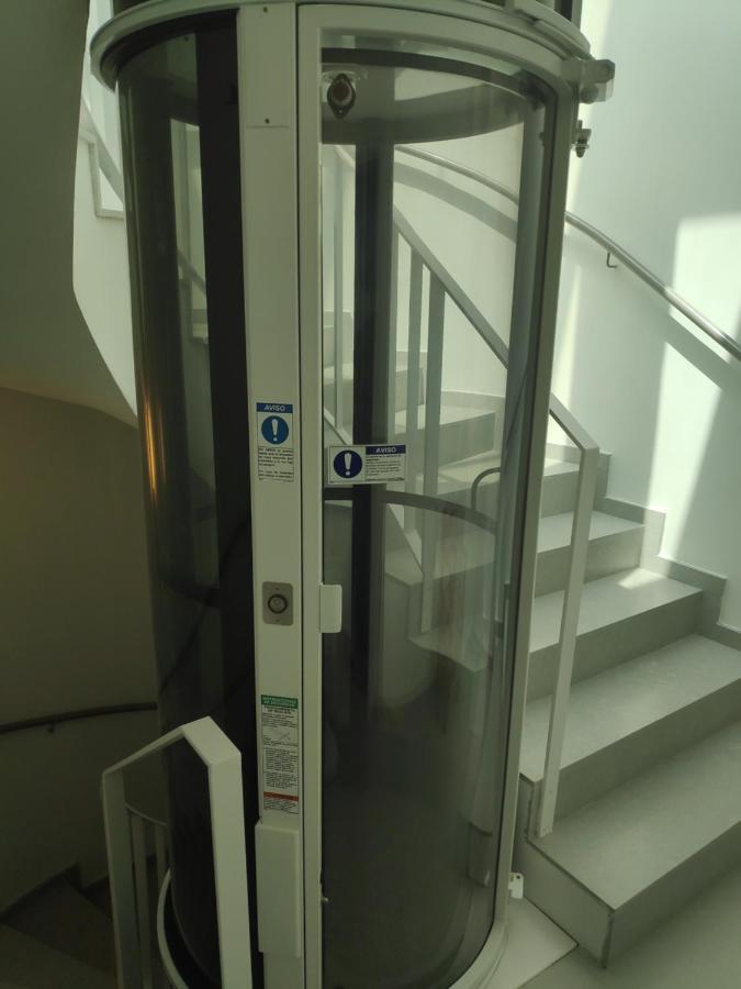 Apartment Close To The Beach With Free Parking Badalona Ngoại thất bức ảnh